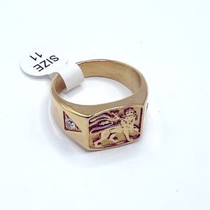 Lion ring gold color size 11